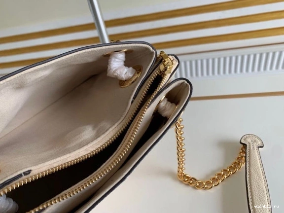 WIS LOUIS VUITTON BB SURENE 1108